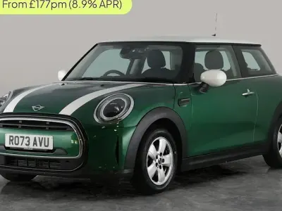 Used Mini Cooper Classic 136 HP (100 kW) 2022 Green Hatchback