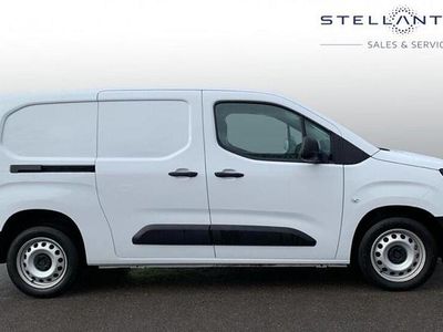 Used Peugeot Partner 101 HP (74 kW) 2025 White MPV