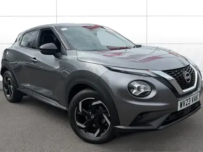 Używany Nissan Juke N-Connecta 114 KM (83 kW) 2023 Szary SUV