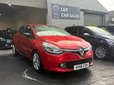 Used Renault Clio Dynamique 75 HP (55 kW) 2016 Red Hatchback