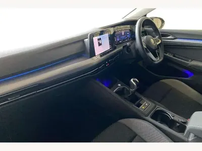 Używany VW Golf VIII Active 150 KM (110 kW) 2022 Czarny Hatchback