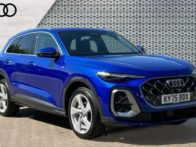 Used Audi Q5 S-Line 204 HP (150 kW) 2025 Blue SUV