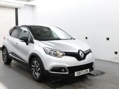 Second-hand Renault Captur Dynamique 90 CP (66 kW) 2017 Negru SUV