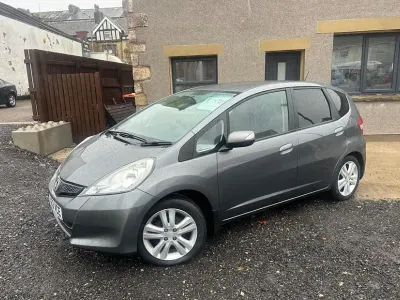 Used Honda Jazz ES 99 HP (72 kW) 2013 Grey Hatchback