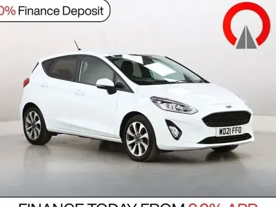 Usado Ford Fiesta Trend 125 CV (91 kW) 2021 Blanco Utilitario