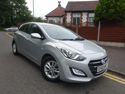 Used Hyundai i30 SE 110 HP (80 kW) 2015 Silver Hatchback
