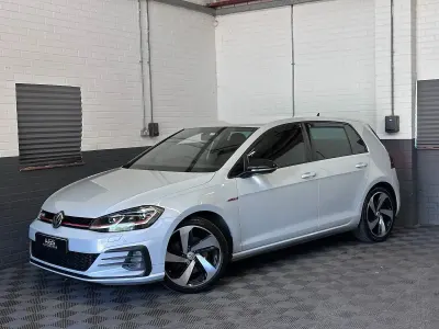 Used VW Golf VII GTI 230 HP (169 kW) 2017 Silver Hatchback