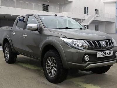 Green Used 2019 Mitsubishi L200 Pickup | £15,989 (Fair price)