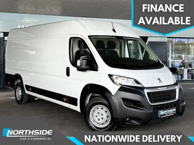 Second-hand Peugeot Boxer Premium 140 CP (102 kW) 2023 Alb Van
