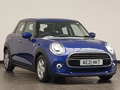 Used Mini Cooper Classic 136 HP (100 kW) 2021 Blue Hatchback