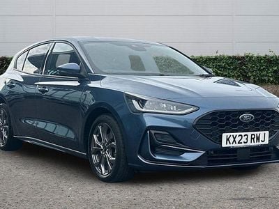 Używany Ford Focus ST-Line 125 KM (91 kW) 2023 Niebieski Hatchback