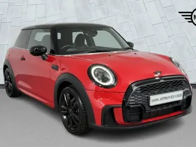 Used Mini Cooper Hatch 134 HP (98 kW) 2023 Red Hatchback