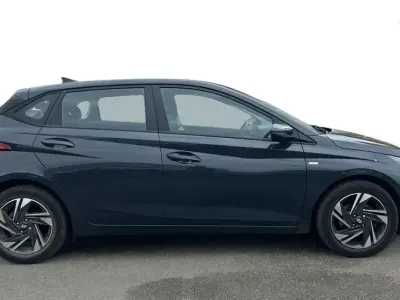 Used Hyundai i20 SE 100 HP (73 kW) 2022 Grey Hatchback