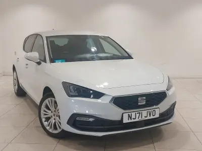 Used Seat Leon SE Dynamic 110 HP (80 kW) 2021 White Hatchback