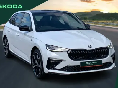 Gebraucht Skoda Scala Monte Carlo 150 PS (110 kW) 2025 Weiß Kleinwagen