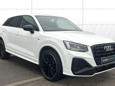 Używany Audi Q2 Black Edition 190 KM (139 kW) 2022 Biały SUV