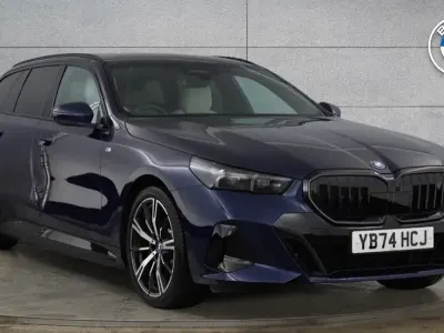 Used BMW 530e M Sport 295 HP (216 kW) 2024 Blue Estate