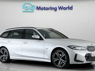 Used BMW 330e M Sport 292 HP (214 kW) 2023 White Estate