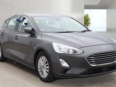 Usado Ford Focus Titanium 120 HP (88 kW) 2019 Cinzento Citadino