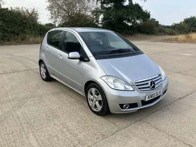 Used Mercedes A180 Avantgarde 107 HP (78 kW) 2010 Silver Hatchback