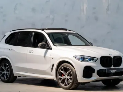 Used BMW X5 M Sport 340 HP (250 kW) 2021 White SUV