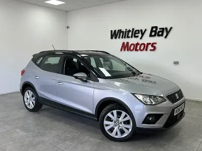 Używany Seat Arona SE Technology 115 KM (84 kW) 2018 Srebrny SUV