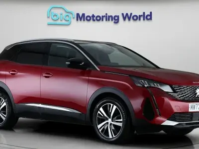 Second-hand Peugeot 3008 Allure+ 131 CP (96 kW) 2022 Roșu SUV