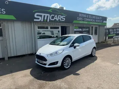Used Ford Fiesta Titanium X 100 HP (73 kW) 2016 White Hatchback
