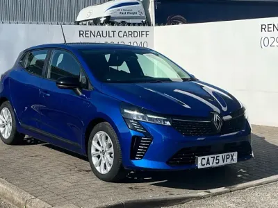 Used Renault Clio Evolution 90 HP (66 kW) 2025 Blue Hatchback