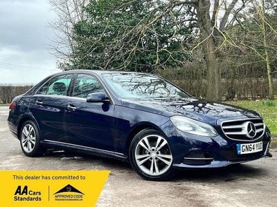 Used Mercedes E300 SE 2014 Blue Sedan