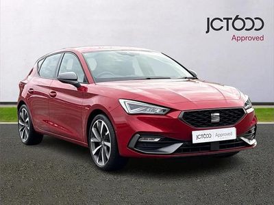 Used Seat Leon FR Sport 147 HP (108 kW) 2021 Red Hatchback