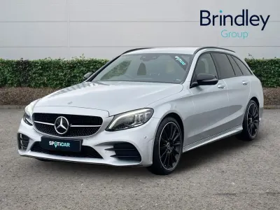 Begagnad Mercedes C200