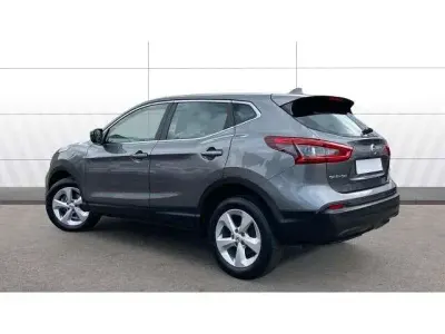Używany Nissan Qashqai Acenta Premium 140 KM (102 kW) 2019 Szary SUV