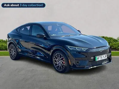 Novo Ford Mustang Extended Range 487 HP (358 kW) 2025 Preto Citadino