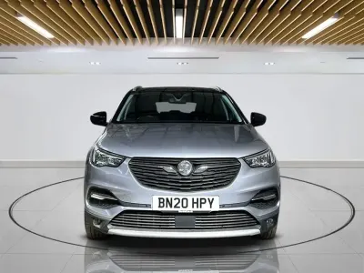 Used Vauxhall Grandland X SRi 130 HP (95 kW) 2020 Grey SUV