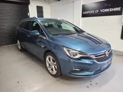 Used Vauxhall Astra SRi 2016 Blue Estate
