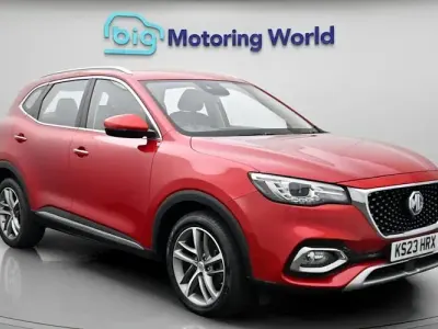 Used MG HS Excite 162 HP (119 kW) 2023 Red SUV