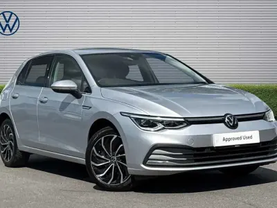 Used VW Golf VIII Edition 147 HP (108 kW) 2023 Silver Hatchback
