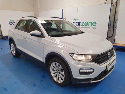 Used VW T-Roc SE 115 HP (84 kW) 2018 Silver SUV