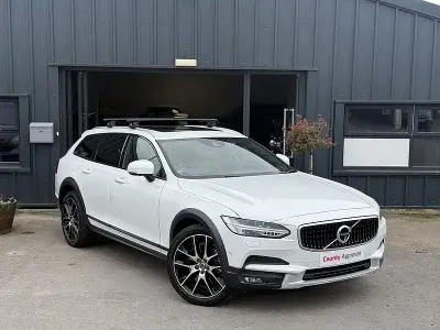 Used Volvo V90 CC Pro 2026 White Estate