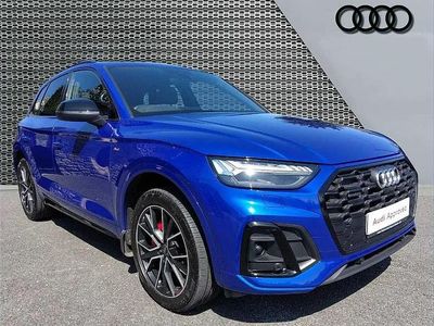 Używany Audi Q5 Comfort 200 KM (147 kW) 2023 Niebieski SUV