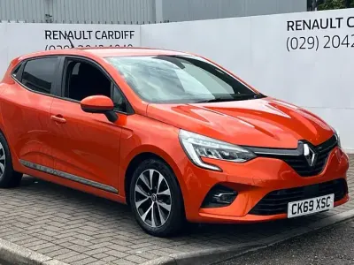 Used Renault Clio SE 2020 Orange  Hatchback