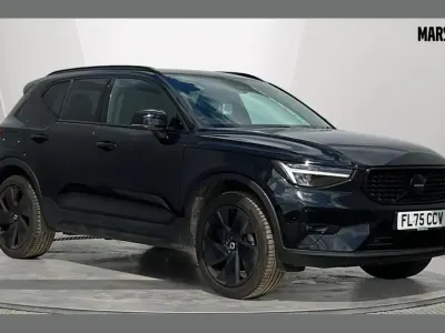 Used Volvo XC40 Plus 161 HP (118 kW) 2025 Black SUV