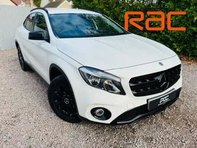 Usado Mercedes GLA200 SE 156 HP (114 kW) 2018 Branco SUV
