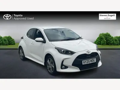 Używany Toyota Yaris Hybrid 2025 Biały Hatchback