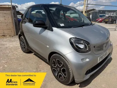Used Smart ForTwo Cabrio Premium 71 HP (52 kW) 2017 Silver Cabriolet