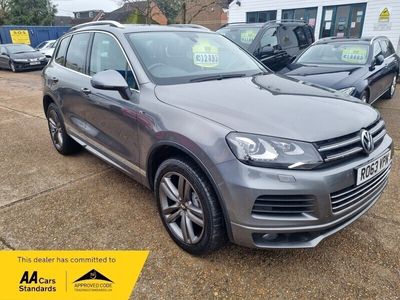 used VW Touareg 3.0 TDI V6 BlueMotion Tech R-Line Tiptronic 4WD Euro 5 (s/s) 5dr