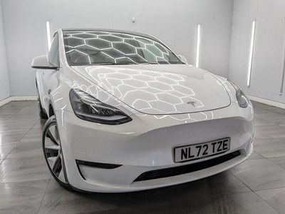 White Used 2022 Tesla Model Y SUV | £22,890 (Fair price)
