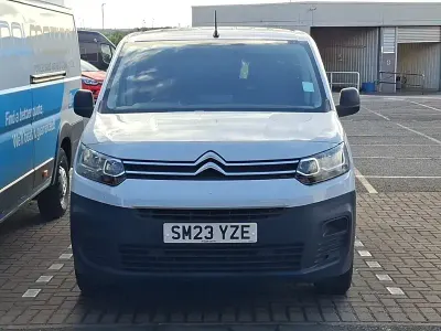 Used Citroën Berlingo 100 HP (73 kW) 2023 White MPV