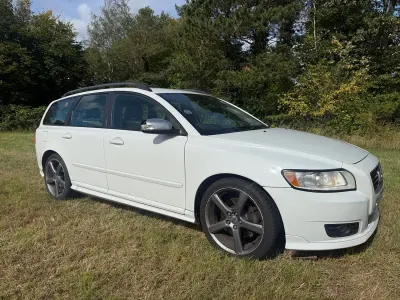 Used Volvo V50 136 HP (100 kW) 2009 White Estate
